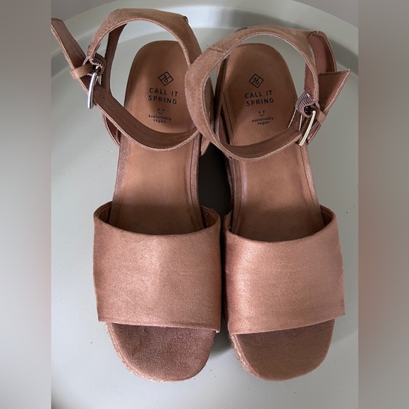 NWT CALL IT SPRING Lillian Vegan Wedge Sandal - Picture 4 of 11